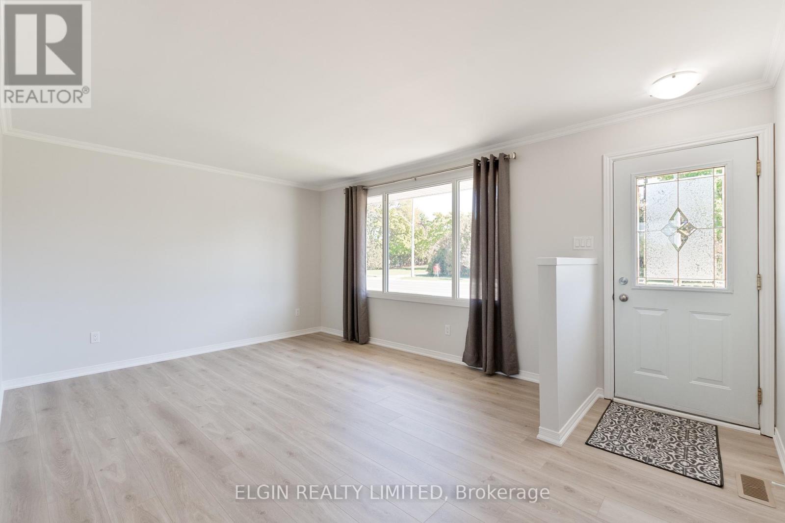 180 Fairview Avenue, St. Thomas, Ontario  N5R 4Y1 - Photo 6 - X12433867