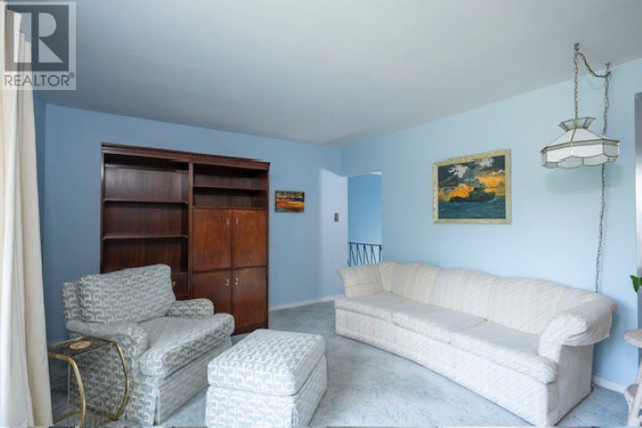 134 Hinton Ave, Thunder Bay, Ontario  P7A 7E2 - Photo 11 - TB252974
