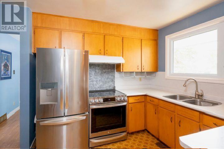 134 Hinton Ave, Thunder Bay, Ontario  P7A 7E2 - Photo 4 - TB252974