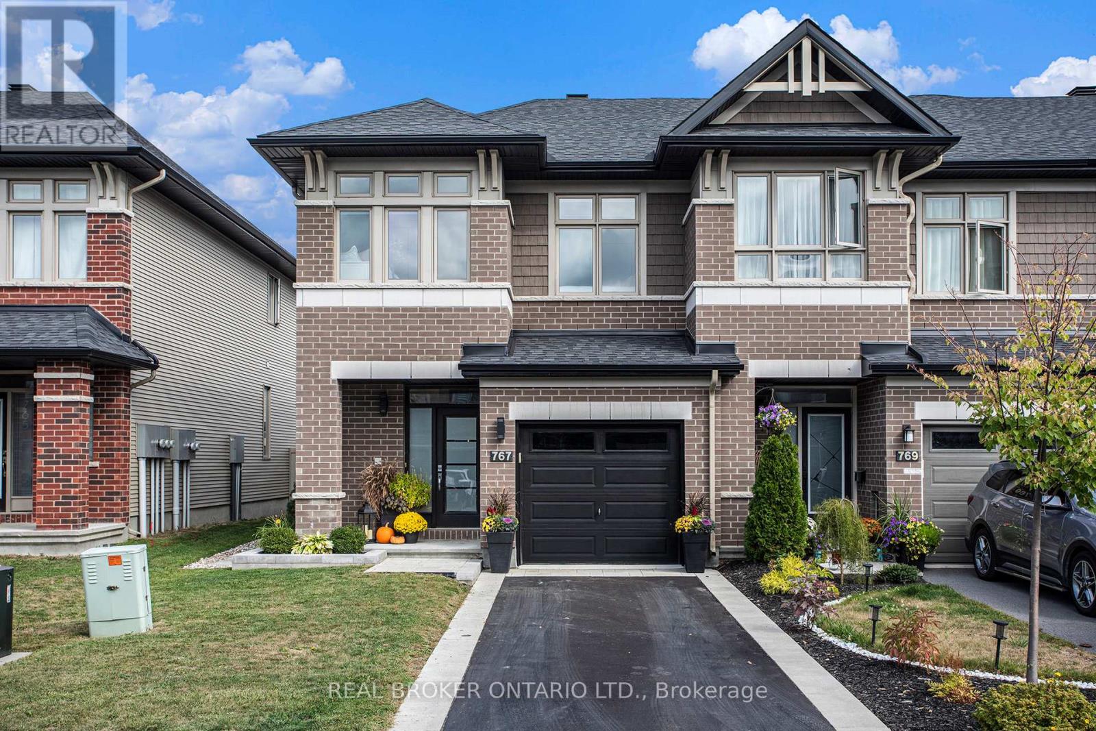 767 Cairn Crescent, Ottawa, Ontario  K1W 0P4 - Photo 1 - X12433827