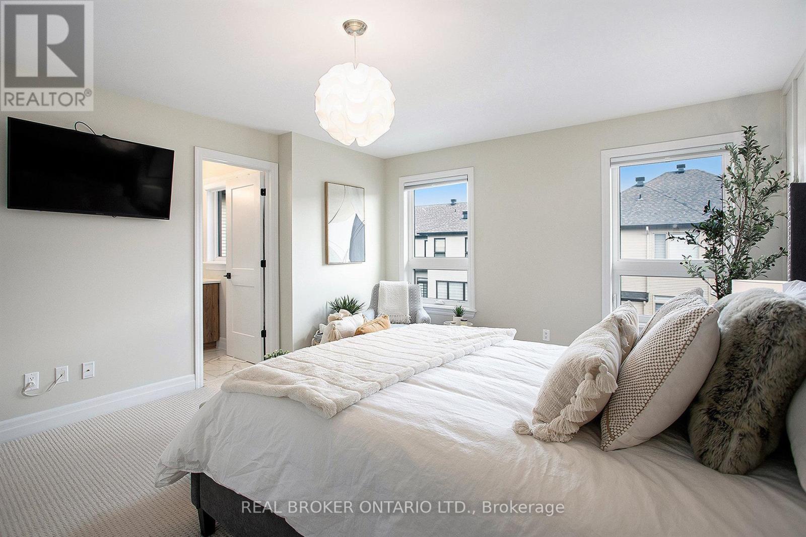 767 Cairn Crescent, Ottawa, Ontario  K1W 0P4 - Photo 18 - X12433827