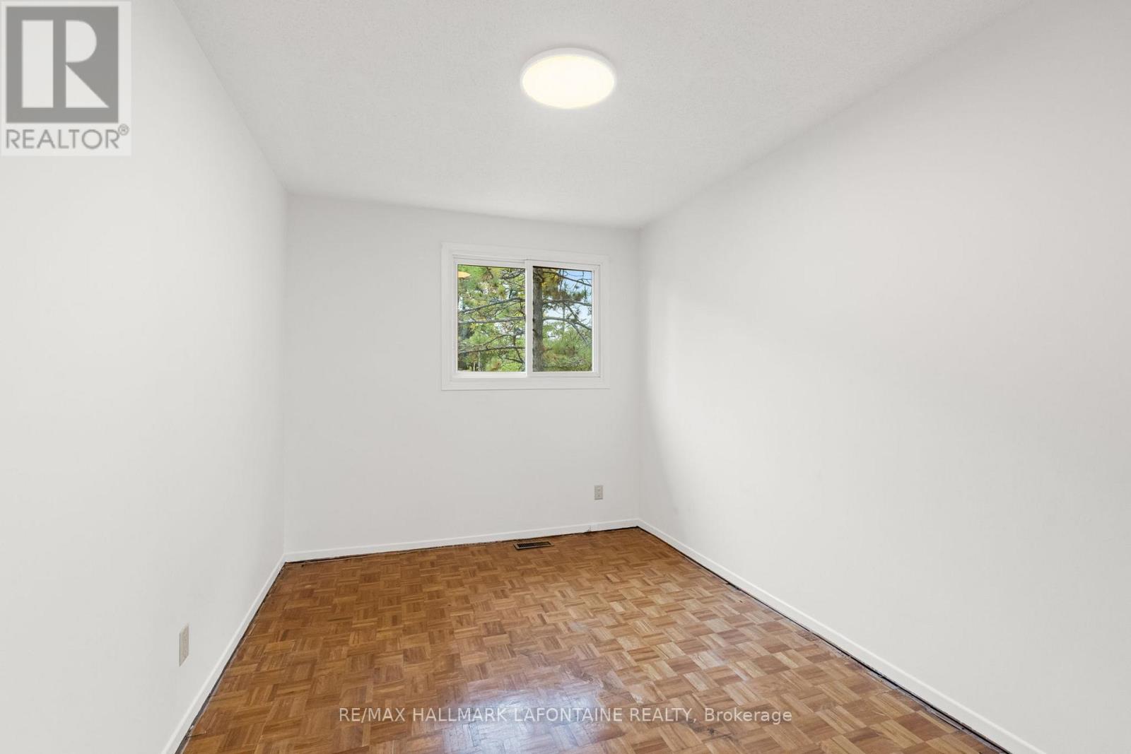 125 The Rockery Private, Ottawa, Ontario  K1K 3Y5 - Photo 29 - X12433857