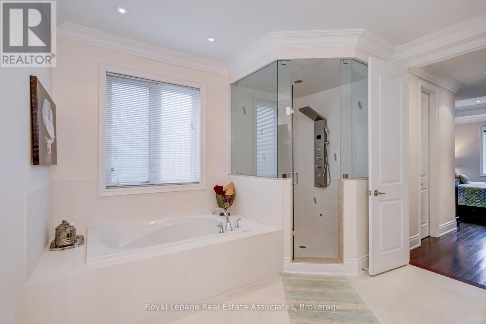 20 Cannington Crescent, Brampton, Ontario  L6X 0W6 - Photo 20 - W12433755