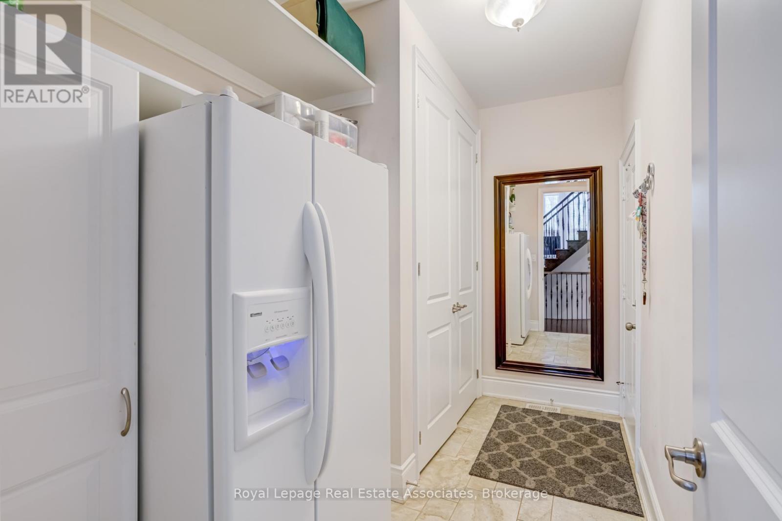 20 Cannington Crescent, Brampton, Ontario  L6X 0W6 - Photo 21 - W12433755