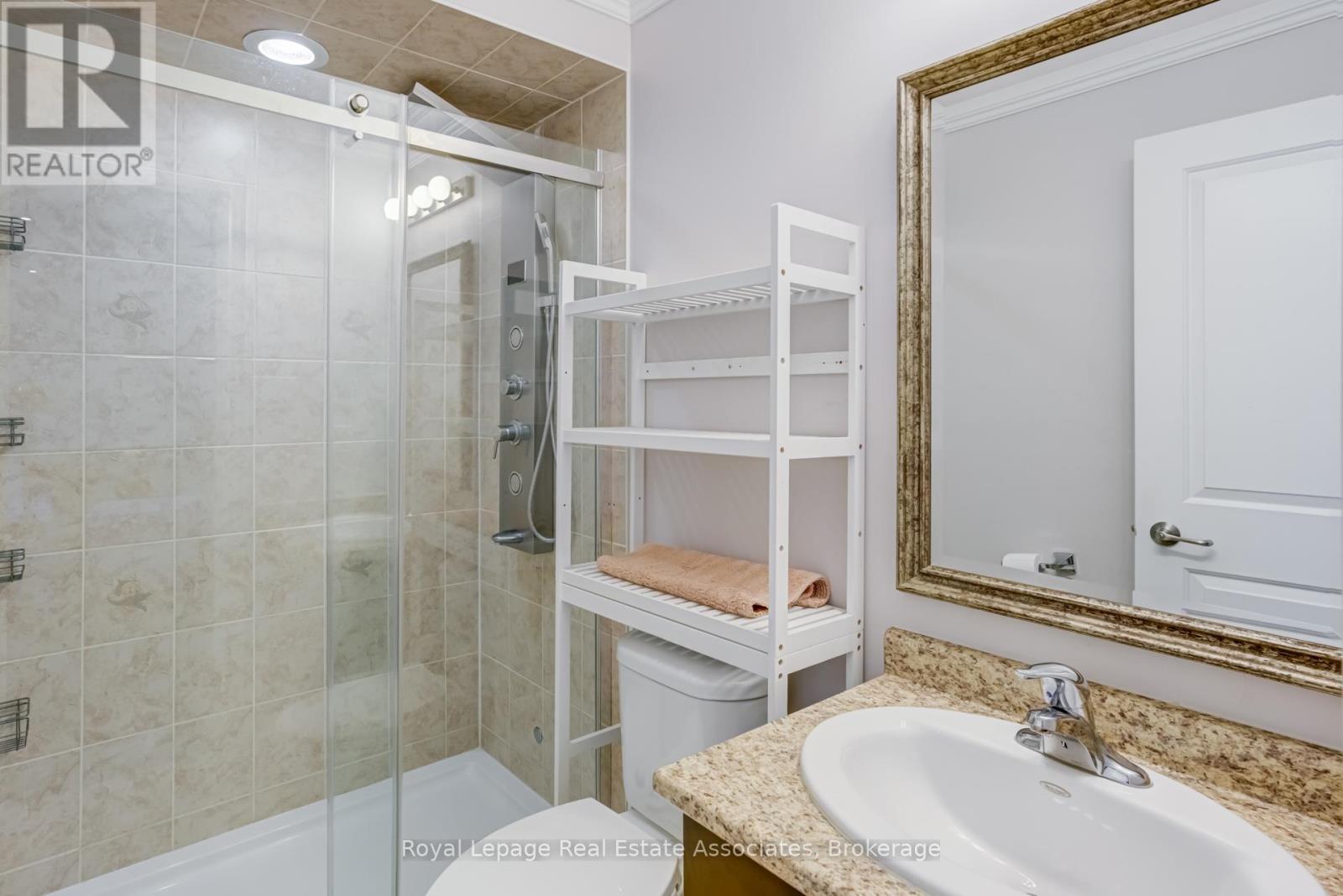 20 Cannington Crescent, Brampton, Ontario  L6X 0W6 - Photo 28 - W12433755