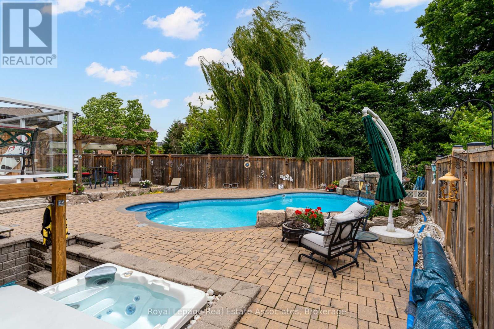 20 Cannington Crescent, Brampton, Ontario  L6X 0W6 - Photo 42 - W12433755