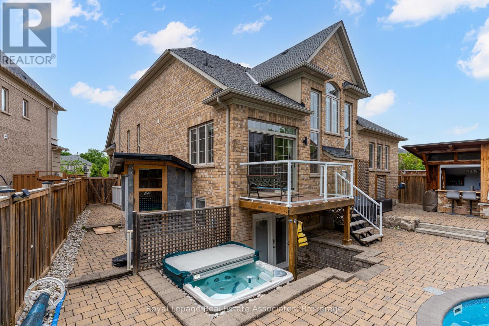 20 Cannington Crescent, Brampton, Ontario  L6X 0W6 - Photo 46 - W12433755