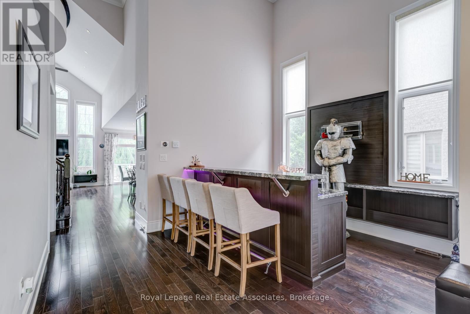 20 Cannington Crescent, Brampton, Ontario  L6X 0W6 - Photo 6 - W12433755