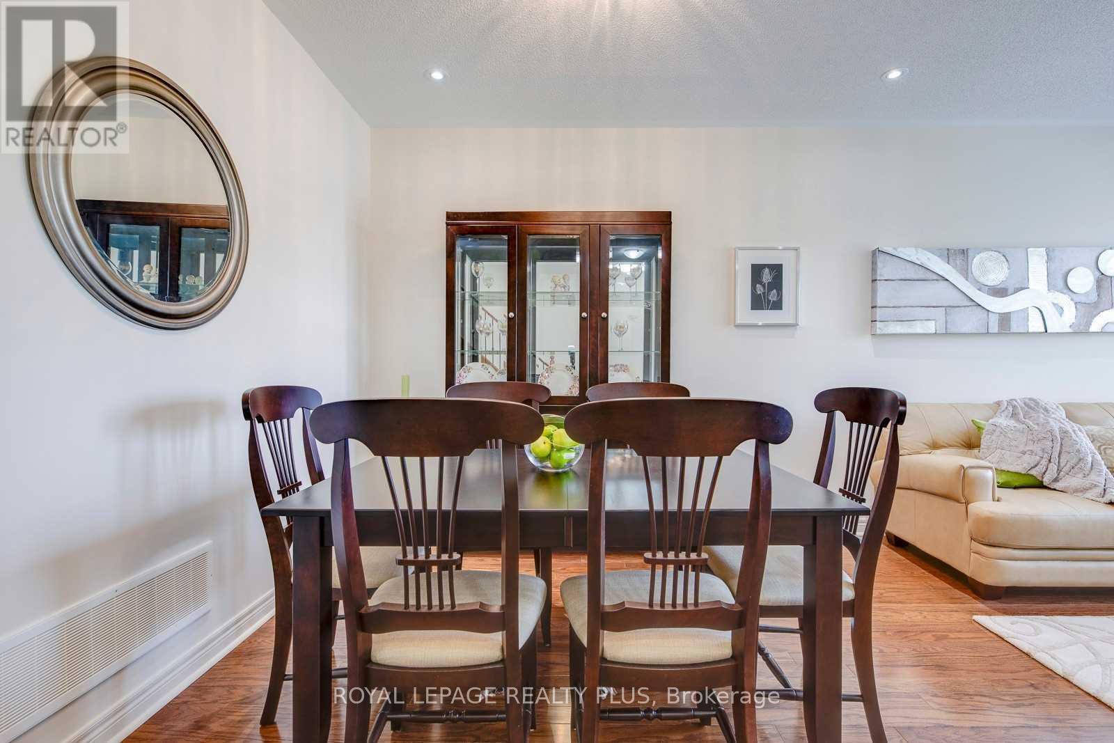 22 - 5710 Long Valley Road, Mississauga, Ontario  L5M 0M1 - Photo 10 - W12433761