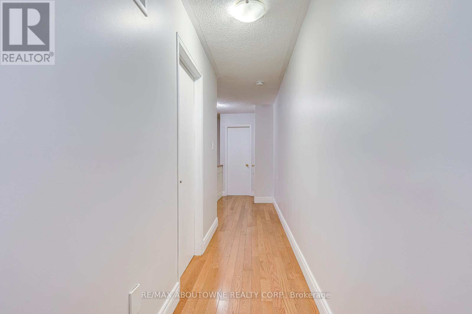 2407 Stefi Trail, Oakville, Ontario  L6H 5Y5 - Photo 16 - W12433766