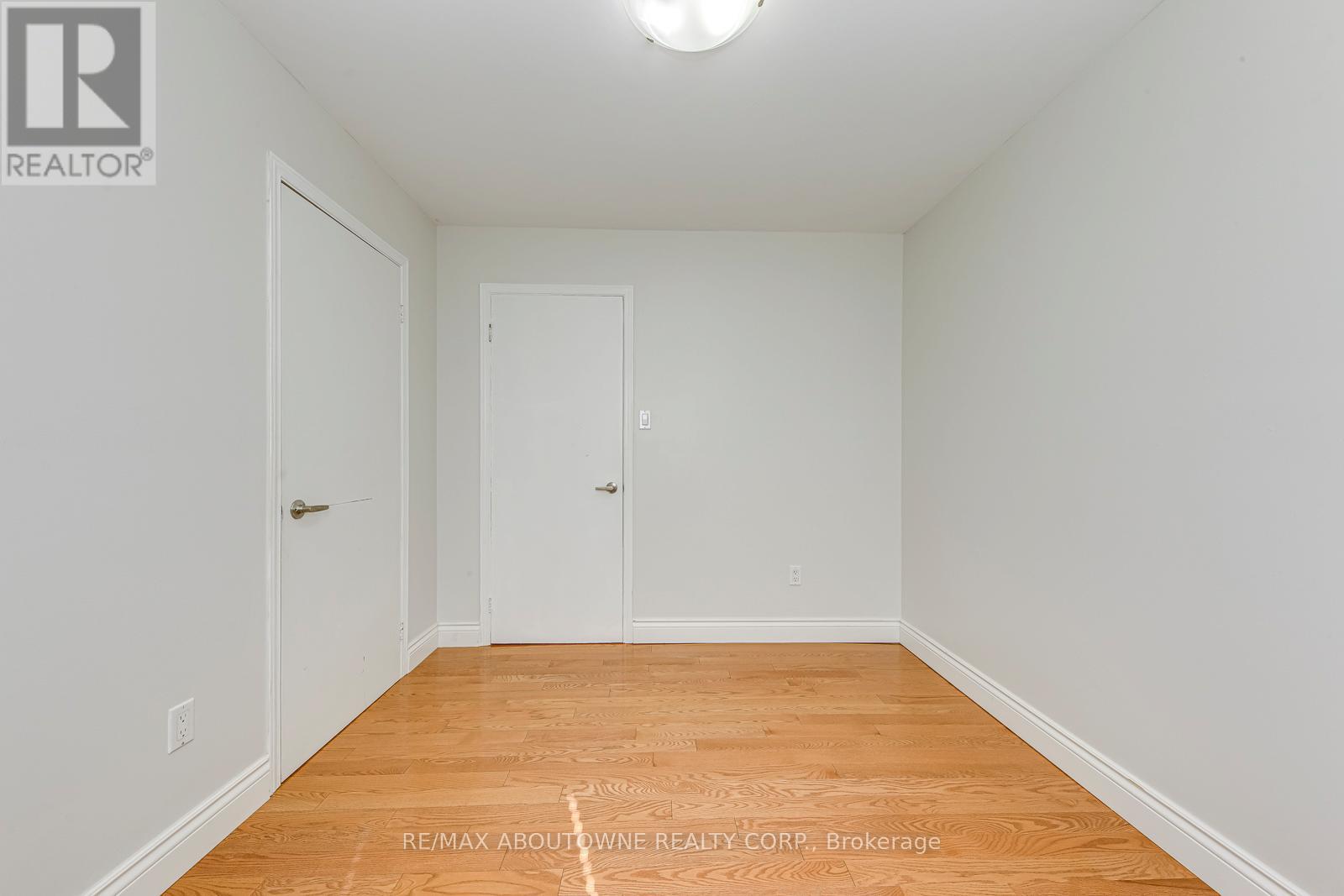 2407 Stefi Trail, Oakville, Ontario  L6H 5Y5 - Photo 23 - W12433766