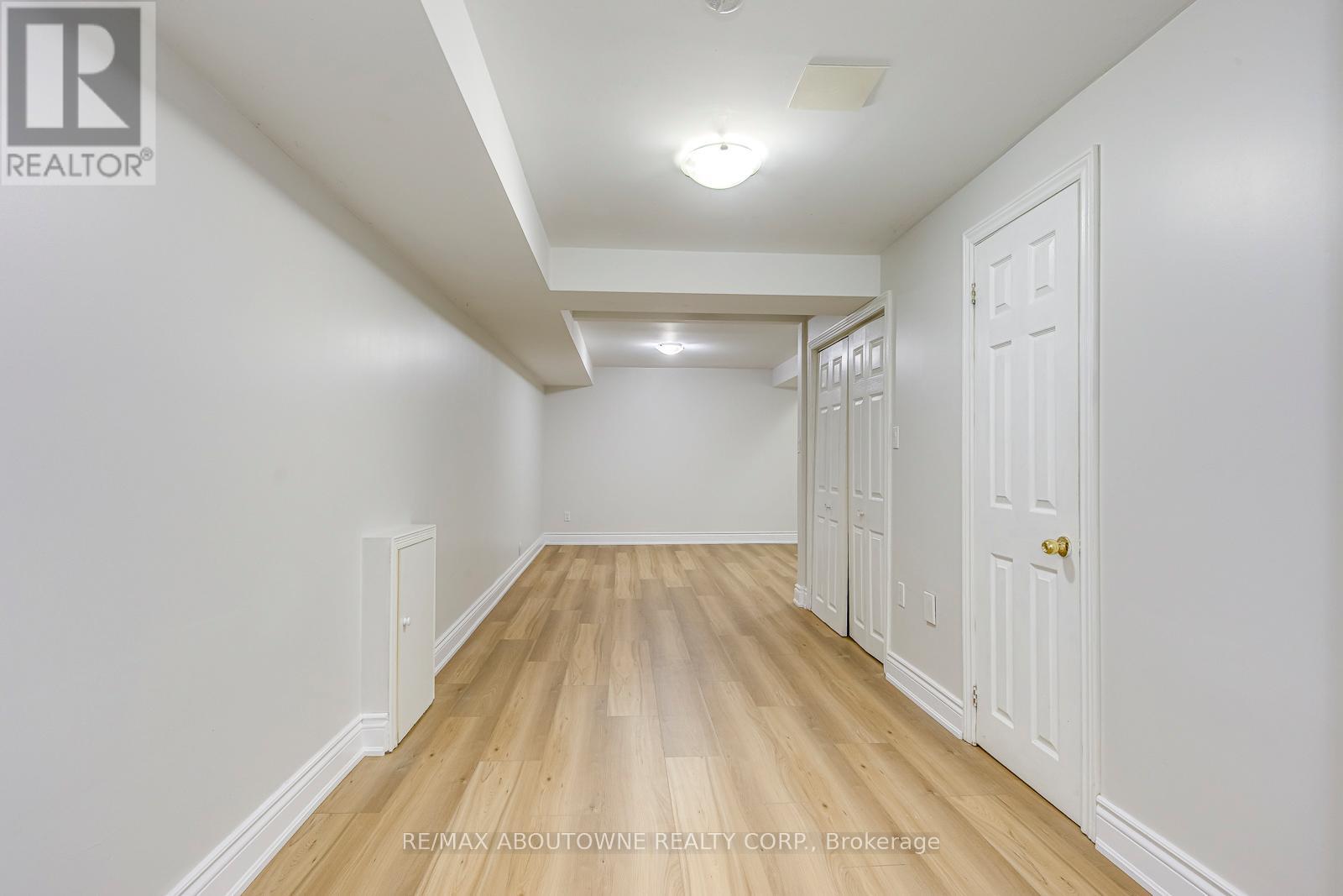 2407 Stefi Trail, Oakville, Ontario  L6H 5Y5 - Photo 27 - W12433766