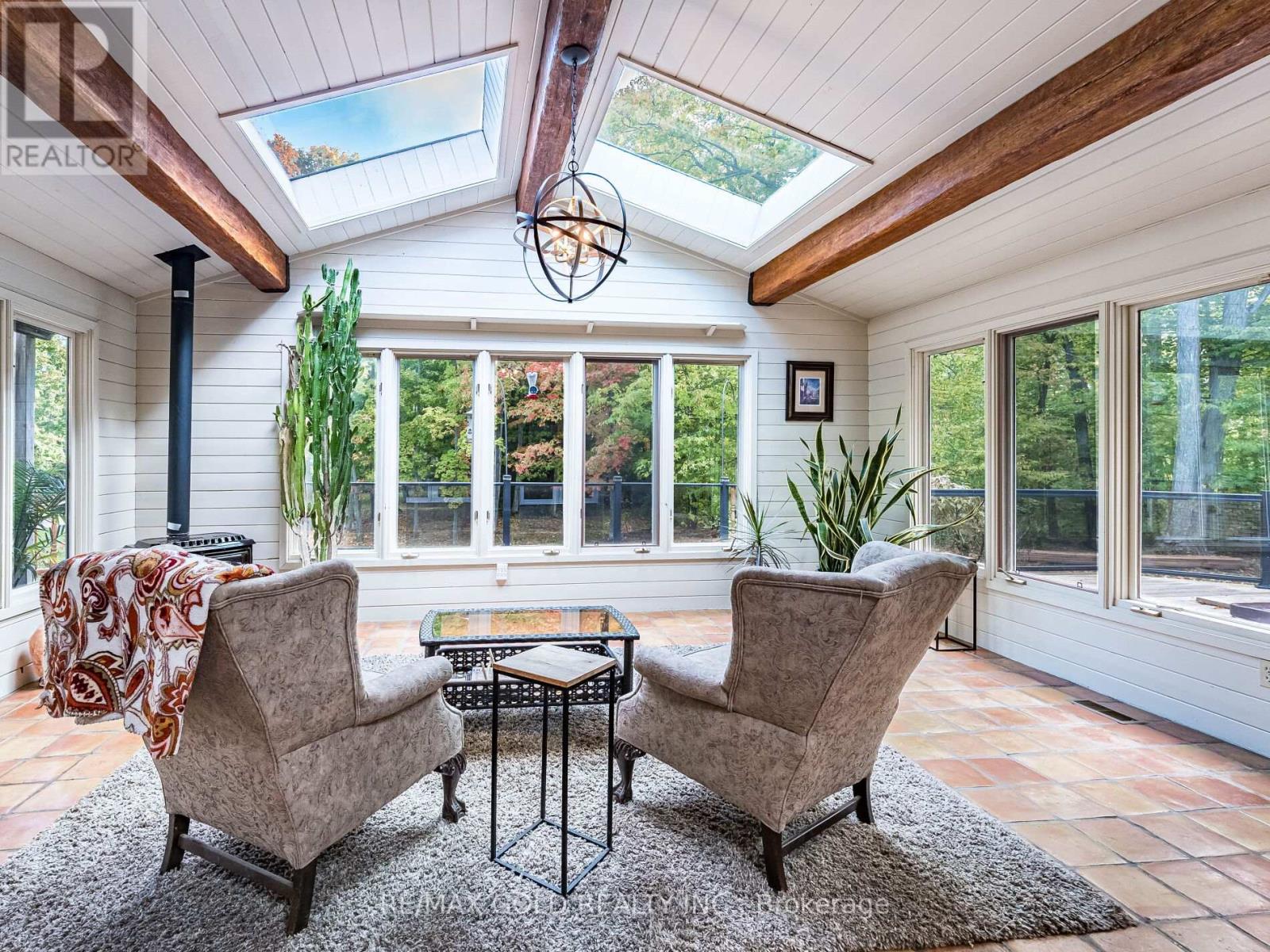 20054 Horseshoe Hill Road, Caledon, Ontario  L7K 2B6 - Photo 16 - W12433789