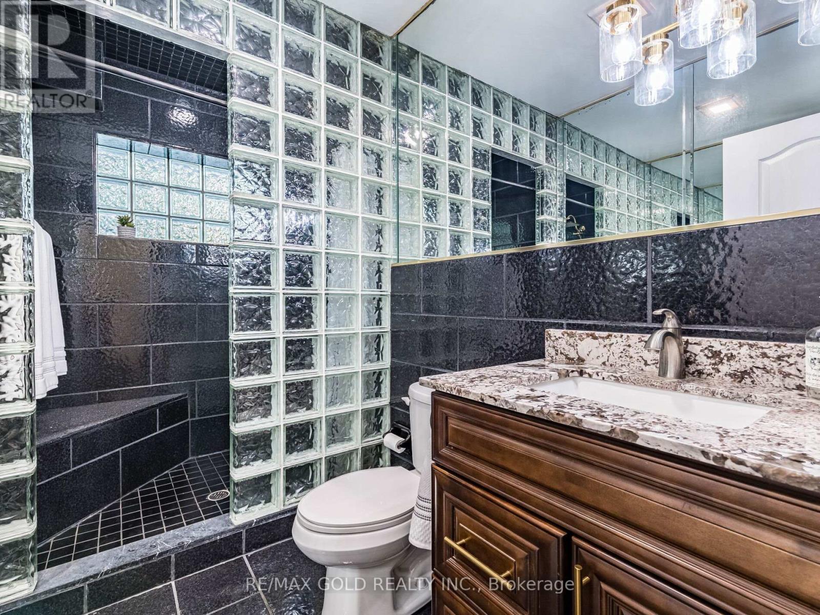 20054 Horseshoe Hill Road, Caledon, Ontario  L7K 2B6 - Photo 20 - W12433789