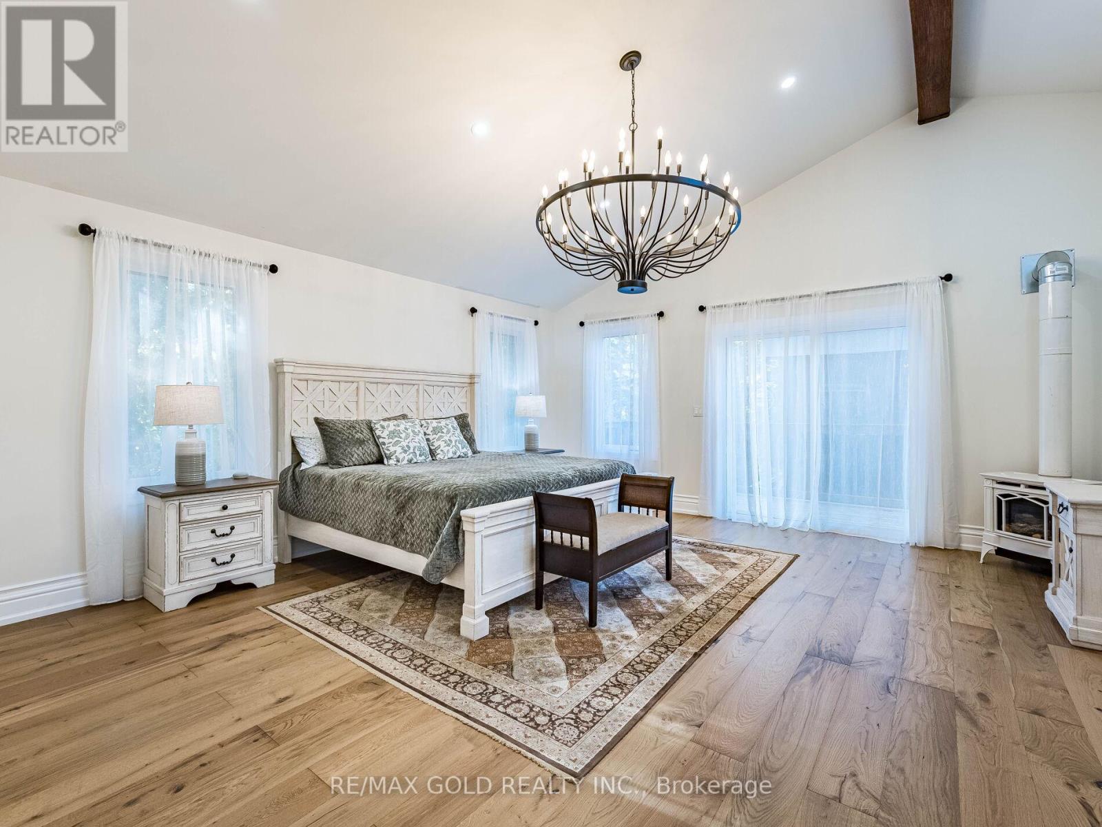 20054 Horseshoe Hill Road, Caledon, Ontario  L7K 2B6 - Photo 25 - W12433789