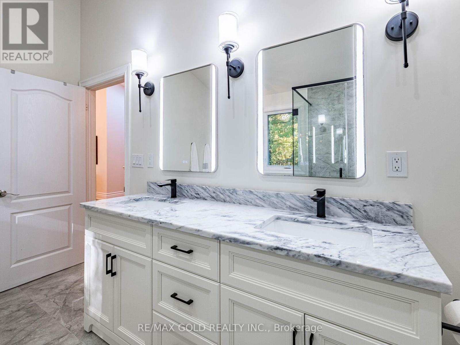 20054 Horseshoe Hill Road, Caledon, Ontario  L7K 2B6 - Photo 29 - W12433789