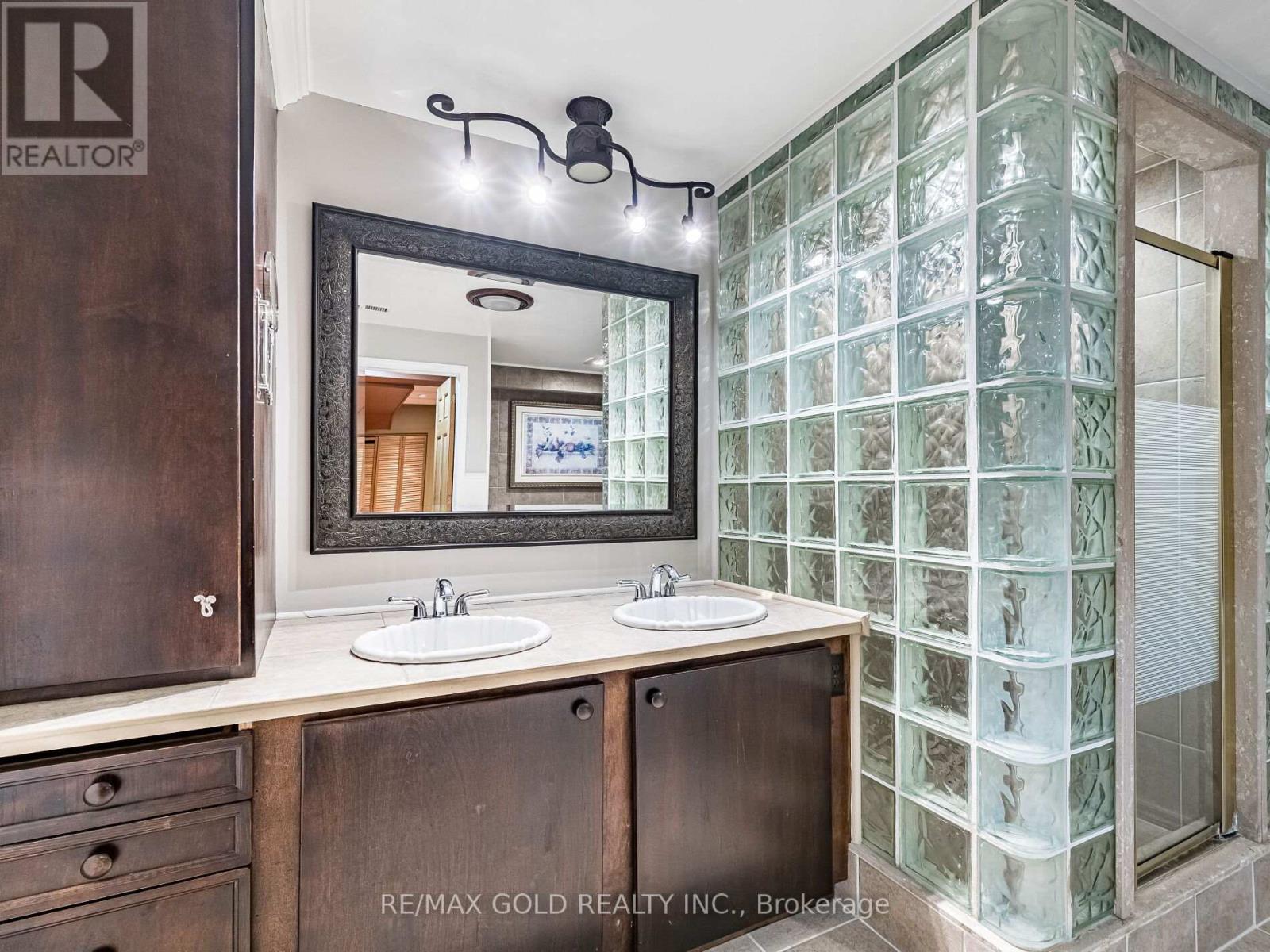 20054 Horseshoe Hill Road, Caledon, Ontario  L7K 2B6 - Photo 36 - W12433789