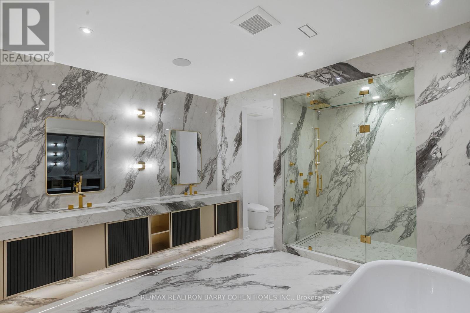 27 Penwood Crescent, Toronto, Ontario  M3B 3B1 - Photo 18 - C12374023