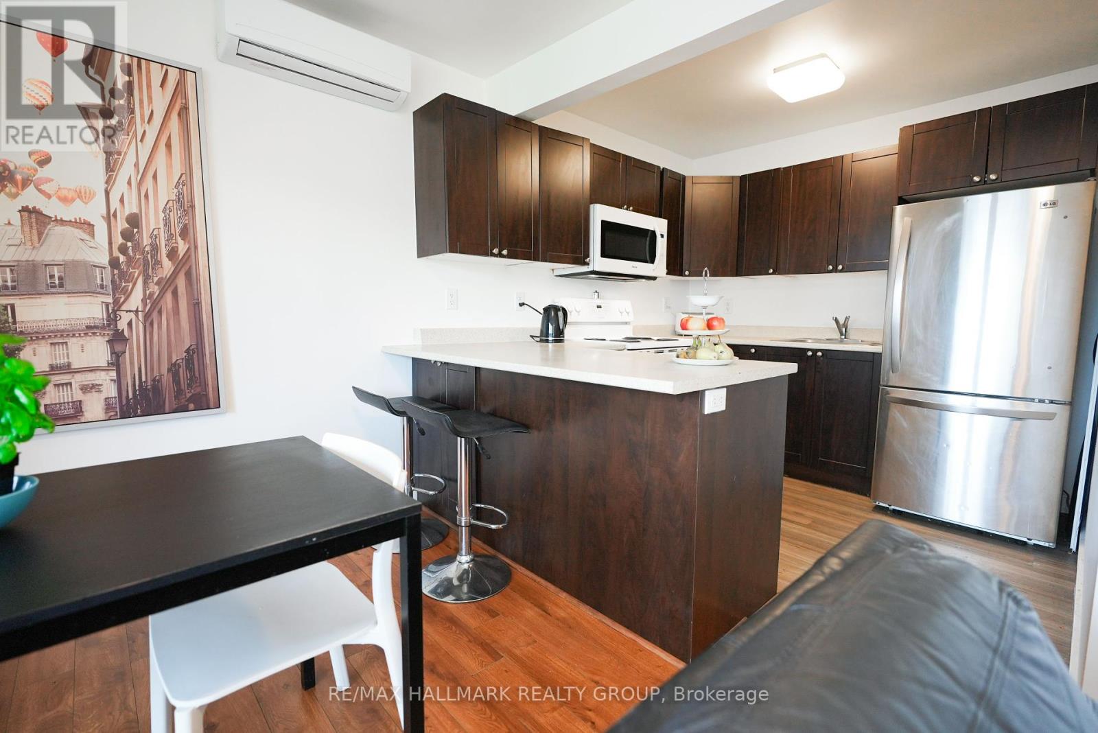 924 Bermuda Avenue, Ottawa, Ontario  K1K 0V6 - Photo 10 - X12316561