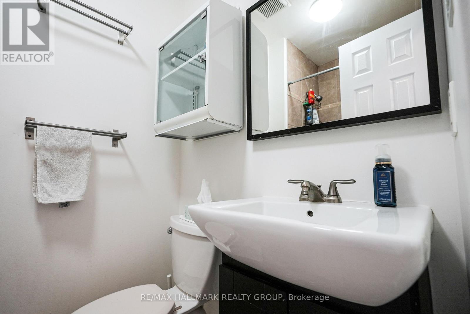 924 Bermuda Avenue, Ottawa, Ontario  K1K 0V6 - Photo 17 - X12316561
