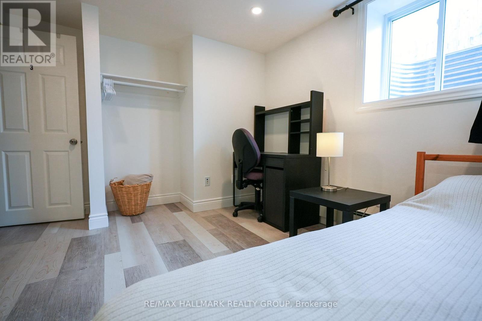 924 Bermuda Avenue, Ottawa, Ontario  K1K 0V6 - Photo 28 - X12316561