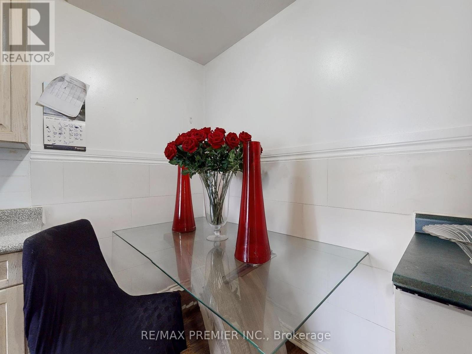 614 - 2 Glamorgan Avenue, Toronto, Ontario  M1P 2M8 - Photo 15 - E12387678