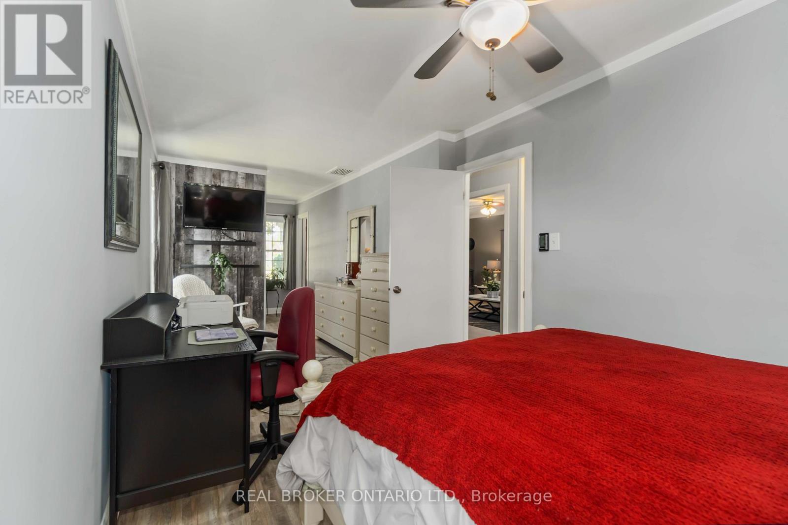20 Roosevelt Drive, Smiths Falls, Ontario  K7A 3J8 - Photo 11 - X12379688