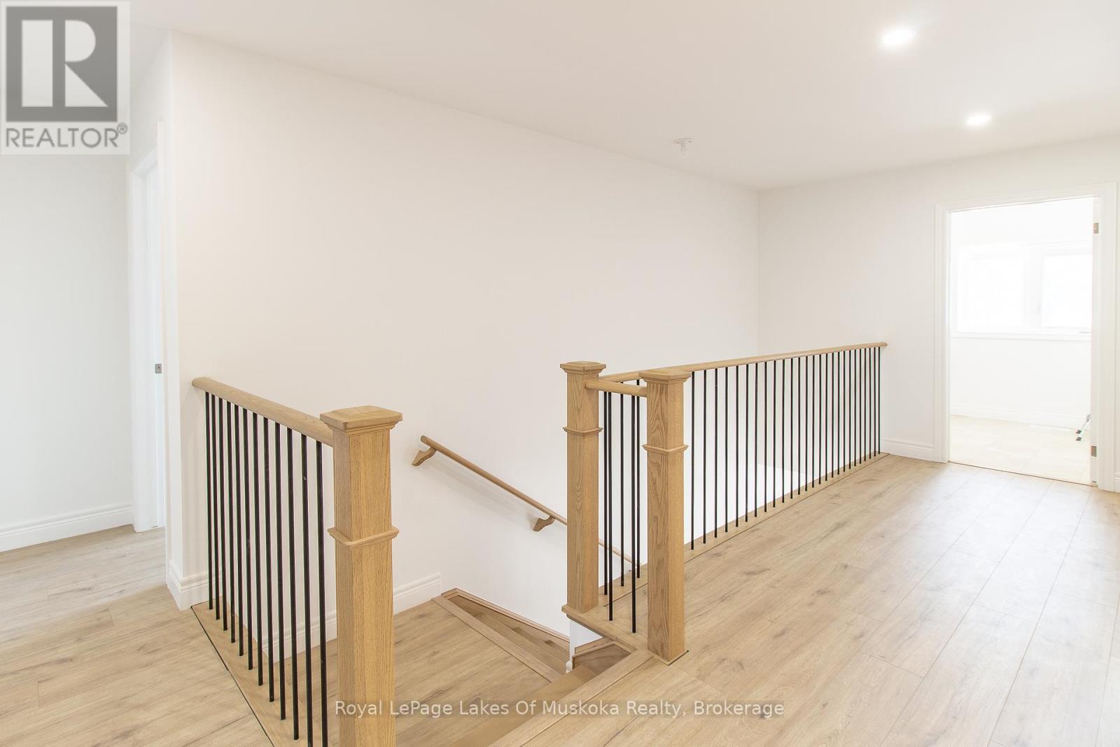 37 Whitehorn Park, Bracebridge, Ontario  P1L 0A7 - Photo 23 - X12433855