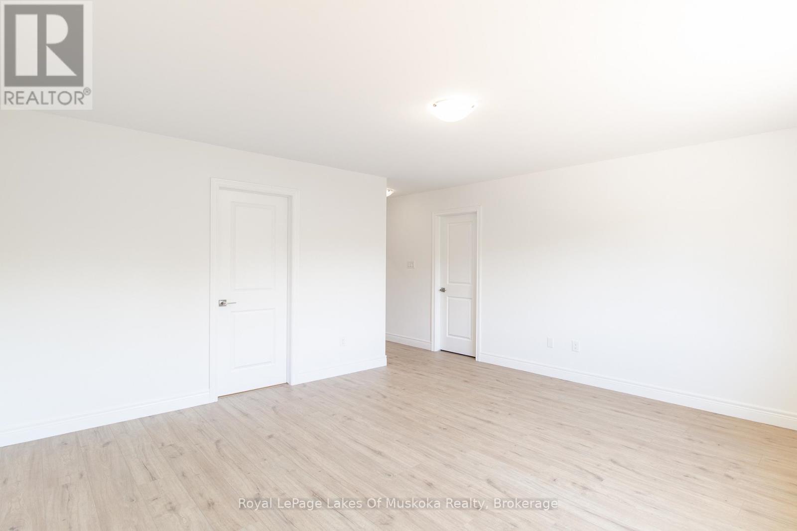 37 Whitehorn Park, Bracebridge, Ontario  P1L 0A7 - Photo 33 - X12433855