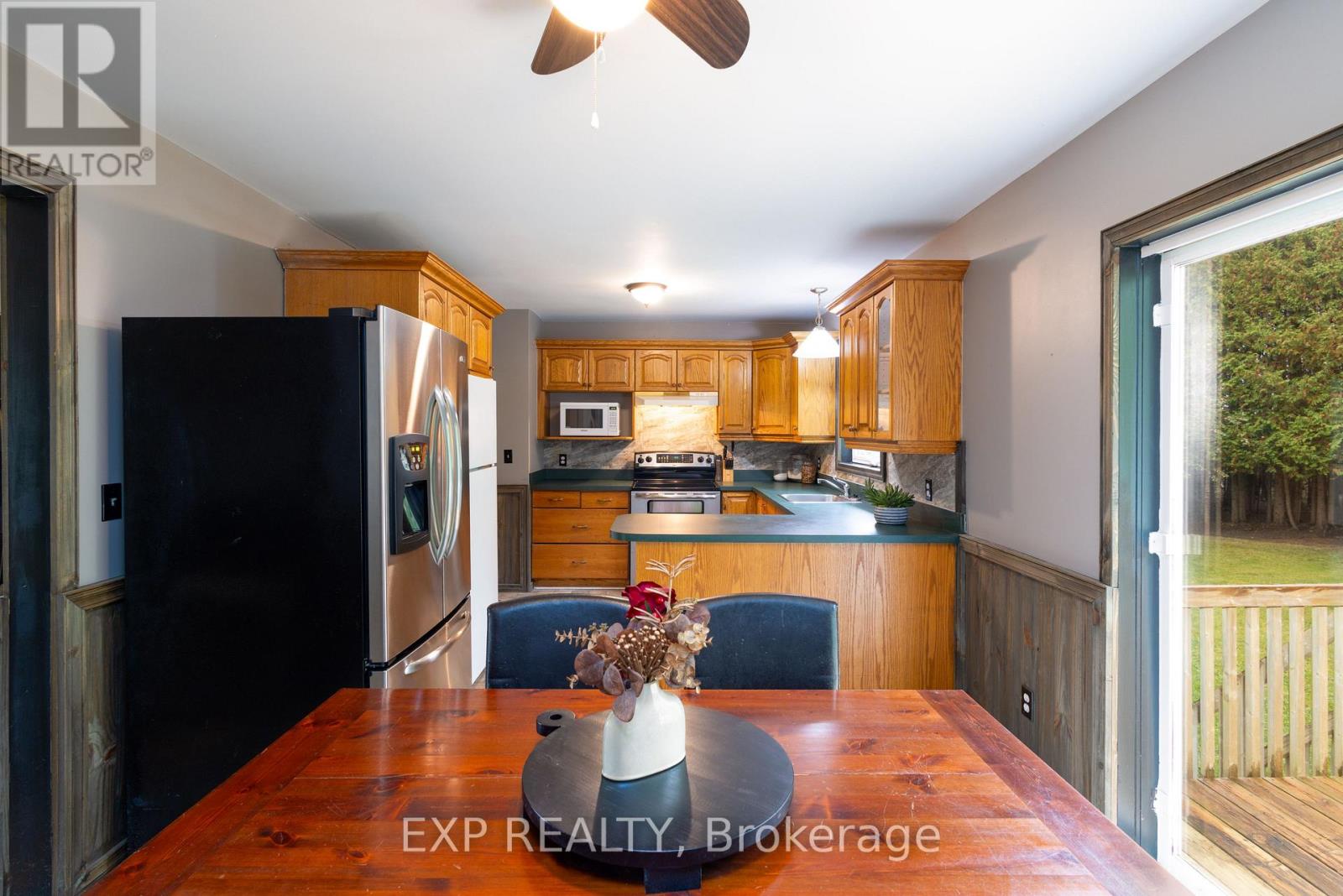 146 Mark Road, Kawartha Lakes, Ontario  K0M 1G0 - Photo 12 - X12433751