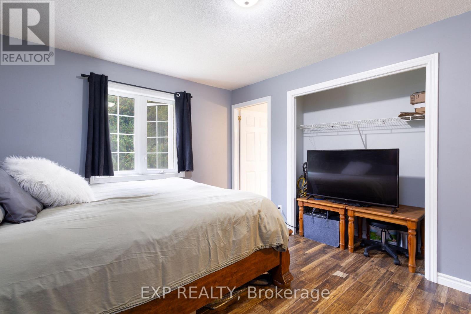 146 Mark Road, Kawartha Lakes, Ontario  K0M 1G0 - Photo 14 - X12433751