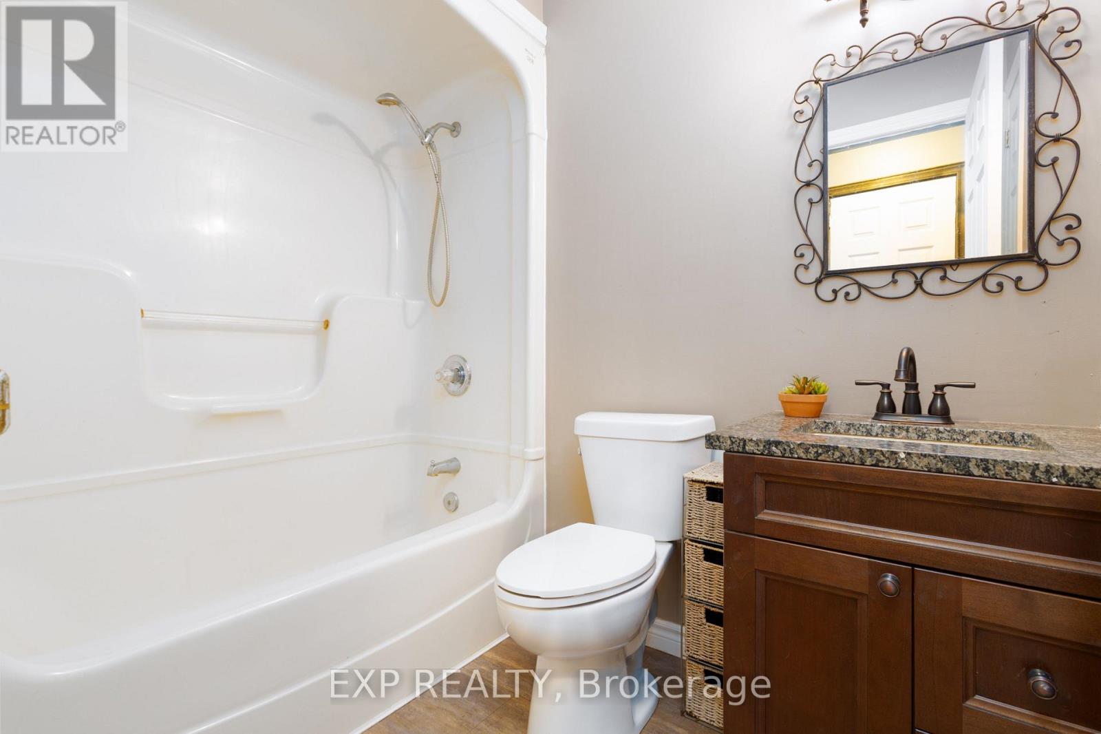 146 Mark Road, Kawartha Lakes, Ontario  K0M 1G0 - Photo 15 - X12433751