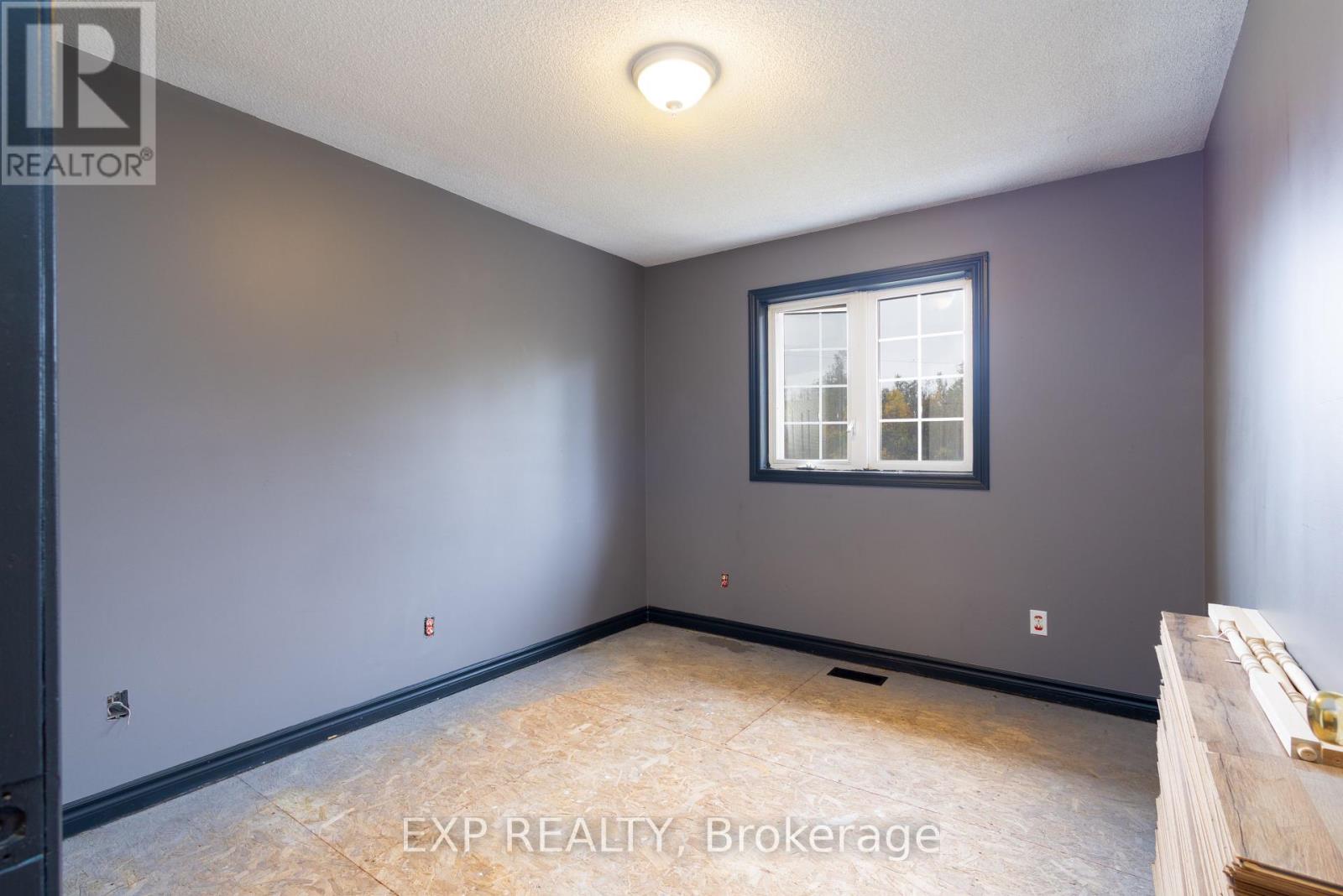 146 Mark Road, Kawartha Lakes, Ontario  K0M 1G0 - Photo 17 - X12433751