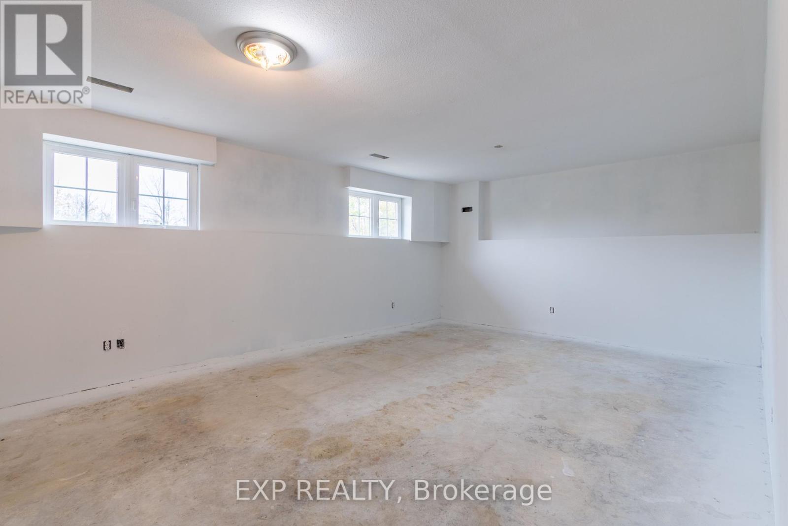 146 Mark Road, Kawartha Lakes, Ontario  K0M 1G0 - Photo 19 - X12433751