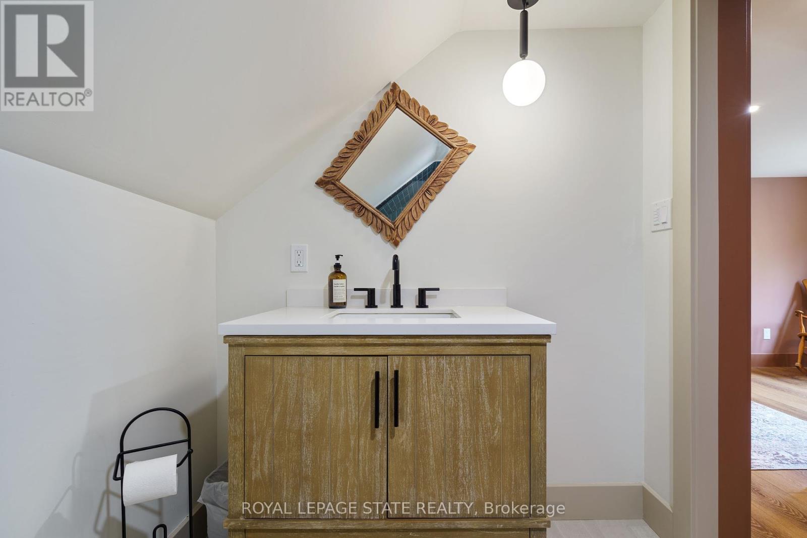 51 Terrace Hill Street, Brantford, Ontario  N3R 1E8 - Photo 45 - X12433774