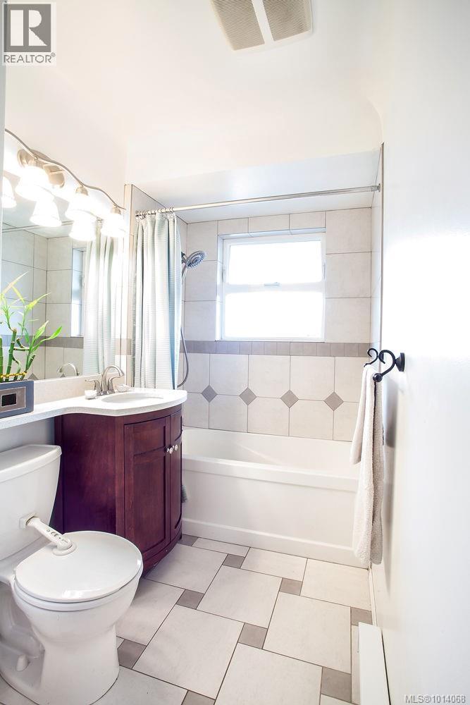 Lorem Ipsum Do, View Royal, British Columbia  V9B  - Photo 19 - DEMO28876173