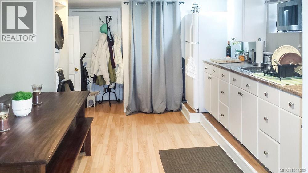 Lorem Ipsum Do, View Royal, British Columbia  V9B  - Photo 32 - DEMO28876173