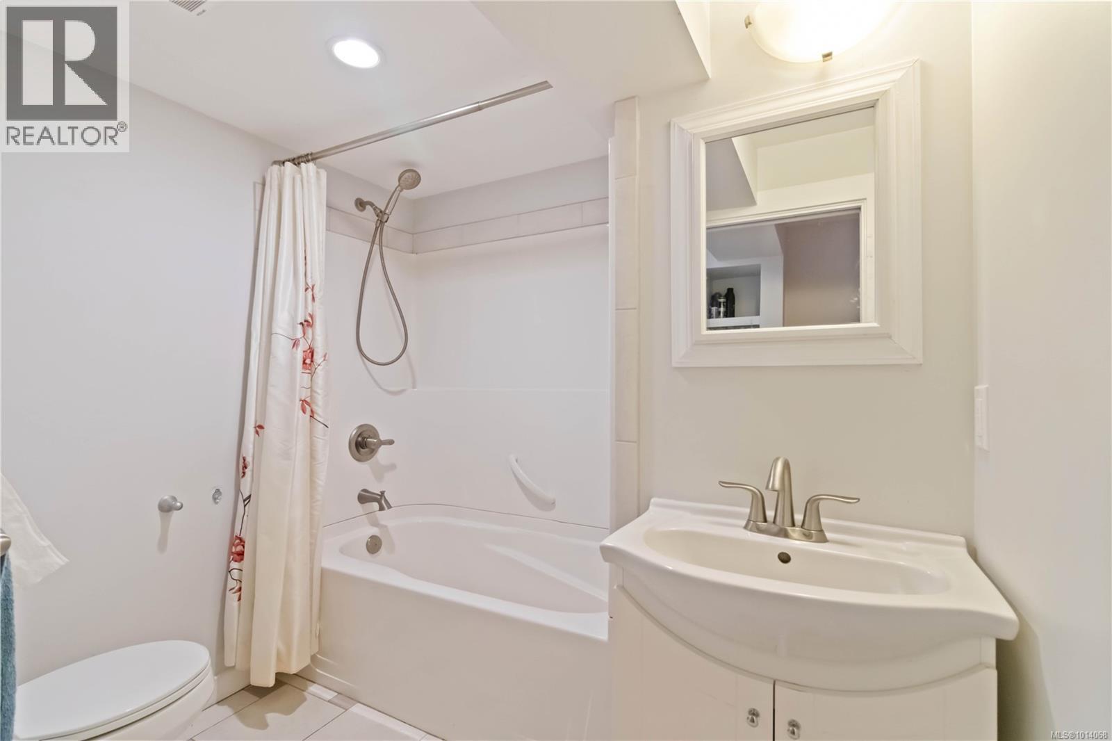 Lorem Ipsum Do, View Royal, British Columbia  V9B  - Photo 21 - DEMO28876173