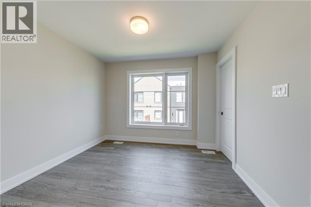 2273 Turnberry Road Unit# 38, Burlington, Ontario  L7M 2B2 - Photo 16 - 40758469