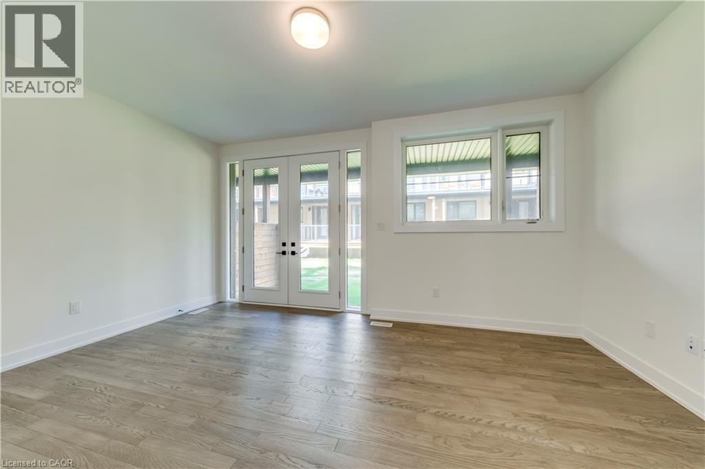 2273 Turnberry Road Unit# 38, Burlington, Ontario  L7M 2B2 - Photo 3 - 40758469