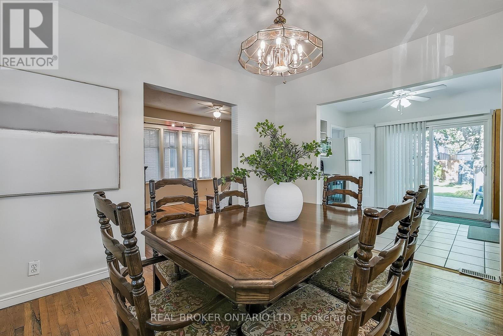 30 Troy Street, Kitchener, Ontario  N2H 1L8 - Photo 9 - X12381372