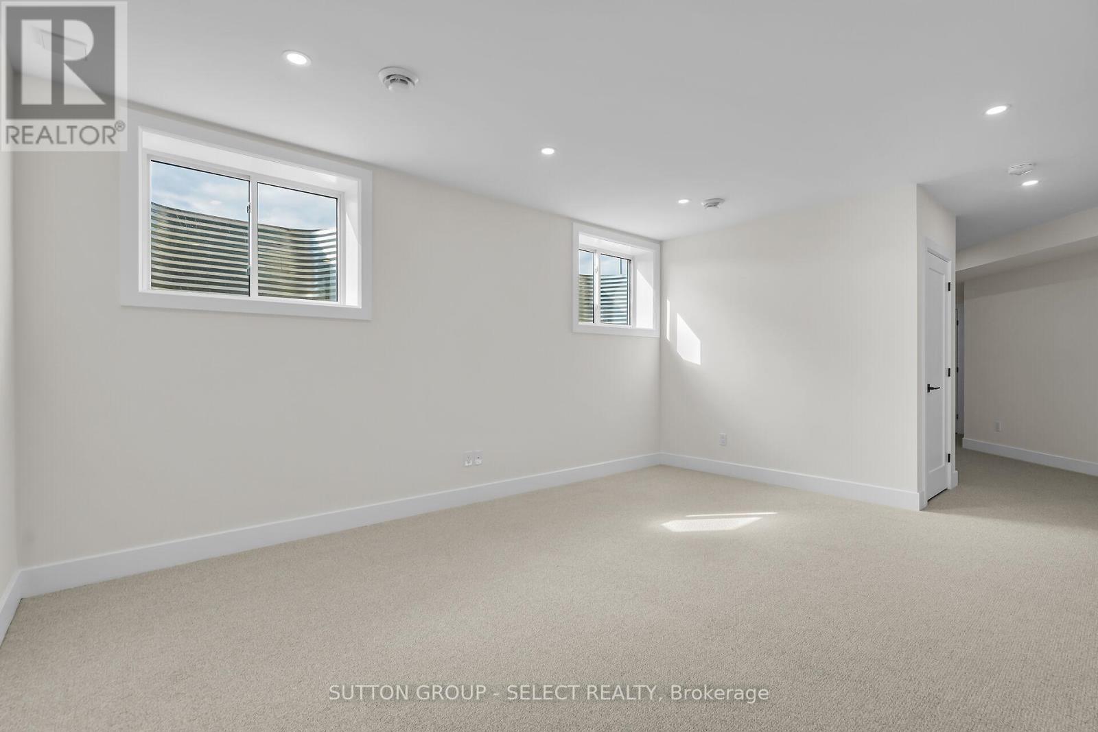 58 Briscoe Crescent, Strathroy-Caradoc, Ontario  N7G 0G3 - Photo 35 - X12424031