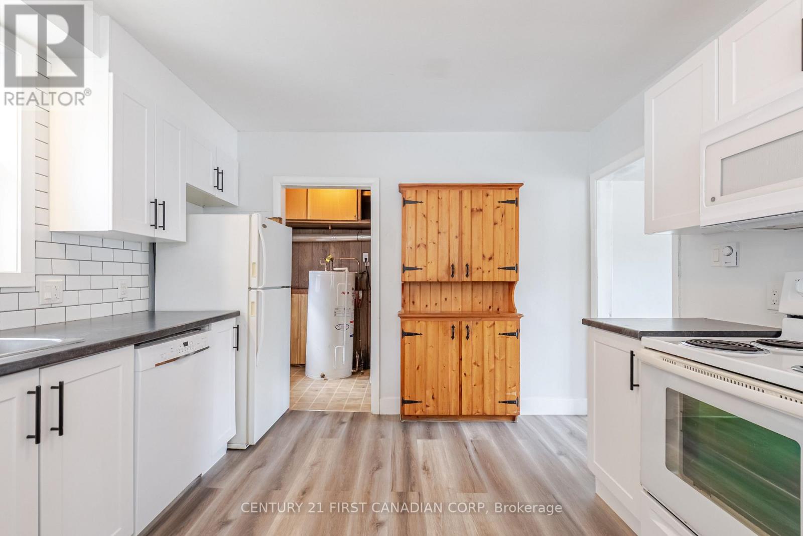 76 Myrtle Street, St. Thomas, Ontario  N5R 2G1 - Photo 17 - X12424449