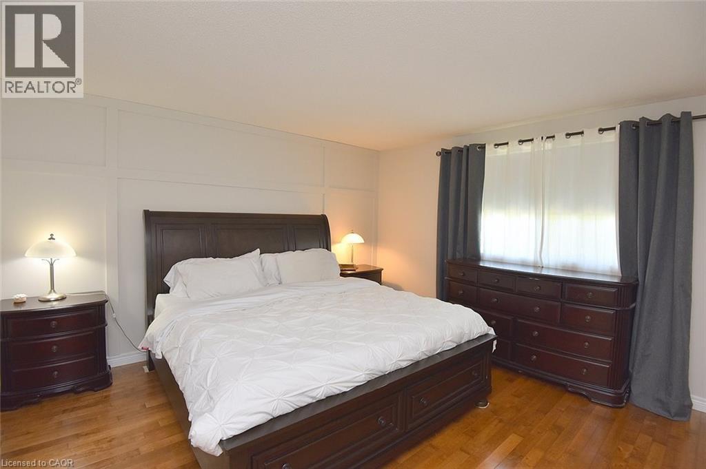 15 Bronte Court, Waterdown, Ontario  L9H 7N2 - Photo 24 - 40765379