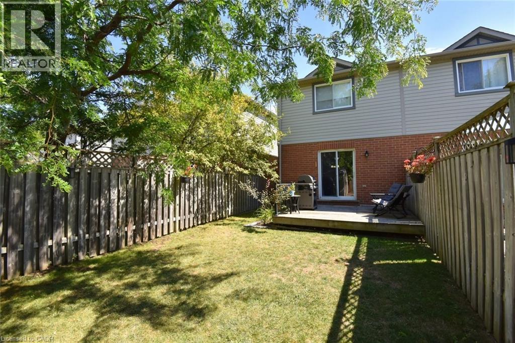 15 Bronte Court, Waterdown, Ontario  L9H 7N2 - Photo 39 - 40765379