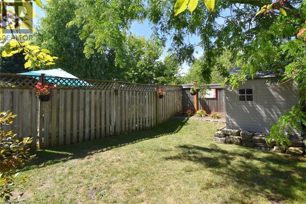 15 Bronte Court, Waterdown, Ontario  L9H 7N2 - Photo 41 - 40765379