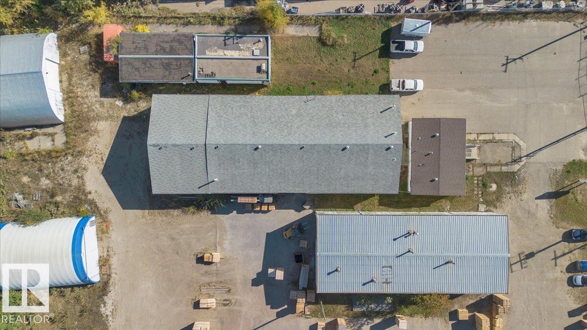 85 & 89 Diamond Av, Spruce Grove, Alberta  T7X 4C3 - Photo 11 - E4460054