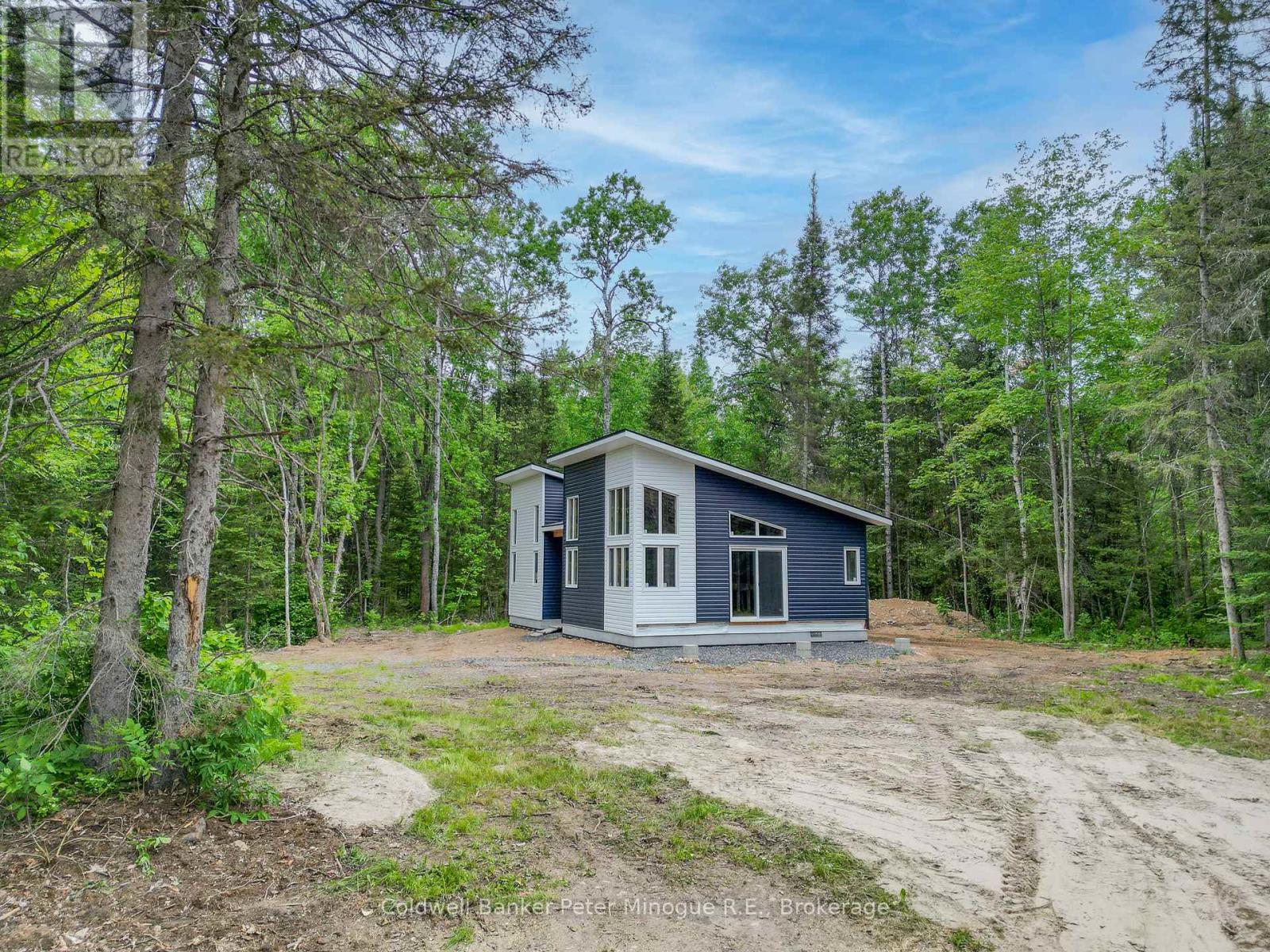 30 Shields Point Road, Bonfield, Ontario  P0H 2E0 - Photo 9 - X12421631