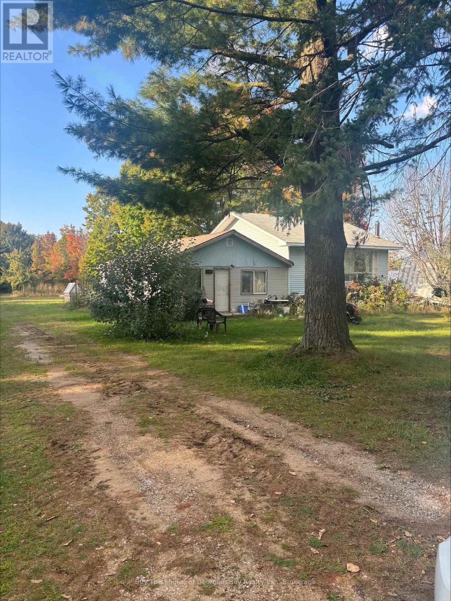 3138 ROBB COURT, Tay, Ontario