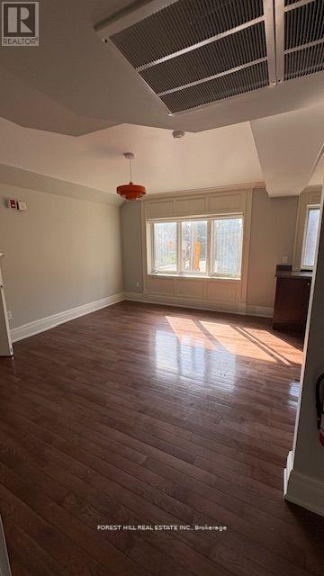 4 - 216 Heath Street, Toronto, Ontario  M5P 1N7 - Photo 4 - C12433794